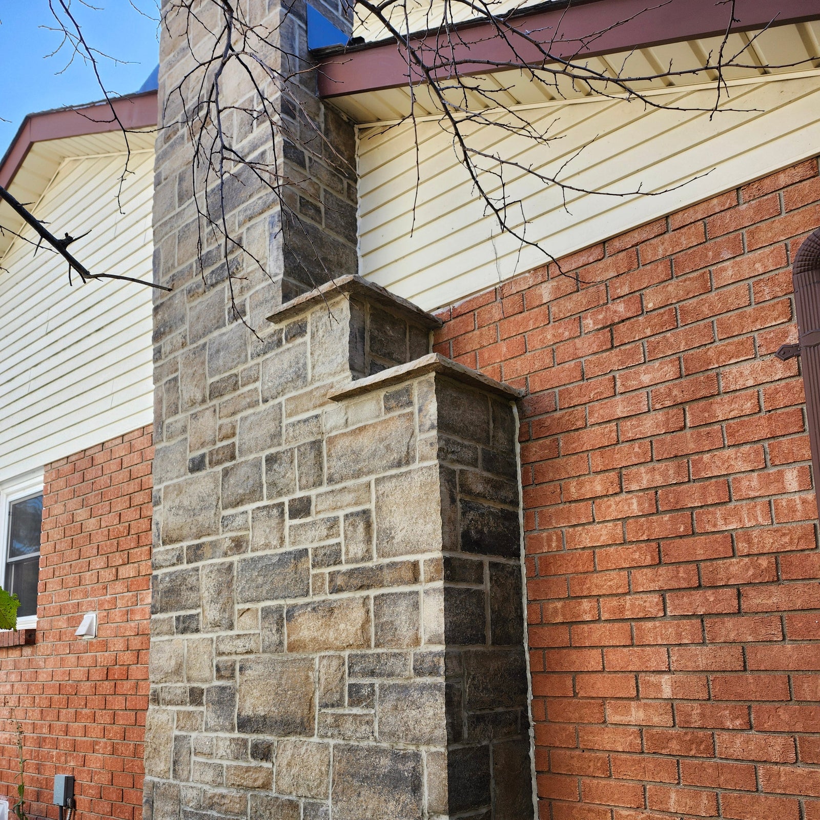 Chimney Repair: Rebuilding Chimney